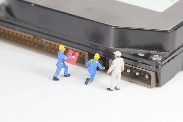 Canalys: “La crisi dei microchip durerà fino a fine 2022”
