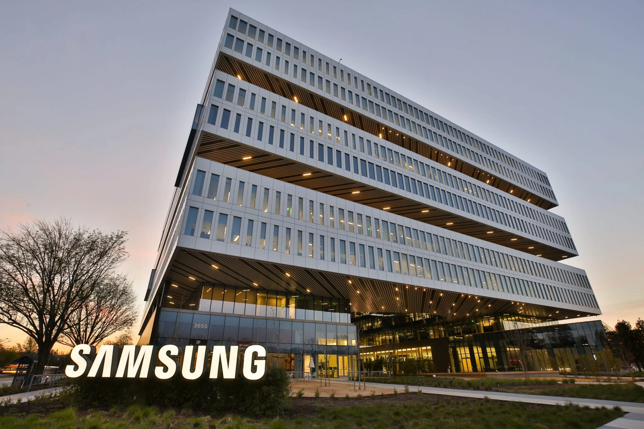 Samsung distribuisce la patch di sicurezza per risolvere il bug dei chipset Qualcomm